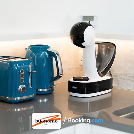 Two Bedroom Apartment At Buonomo Stays Short Lets & Serviced Accommodation London Eksteriør billede