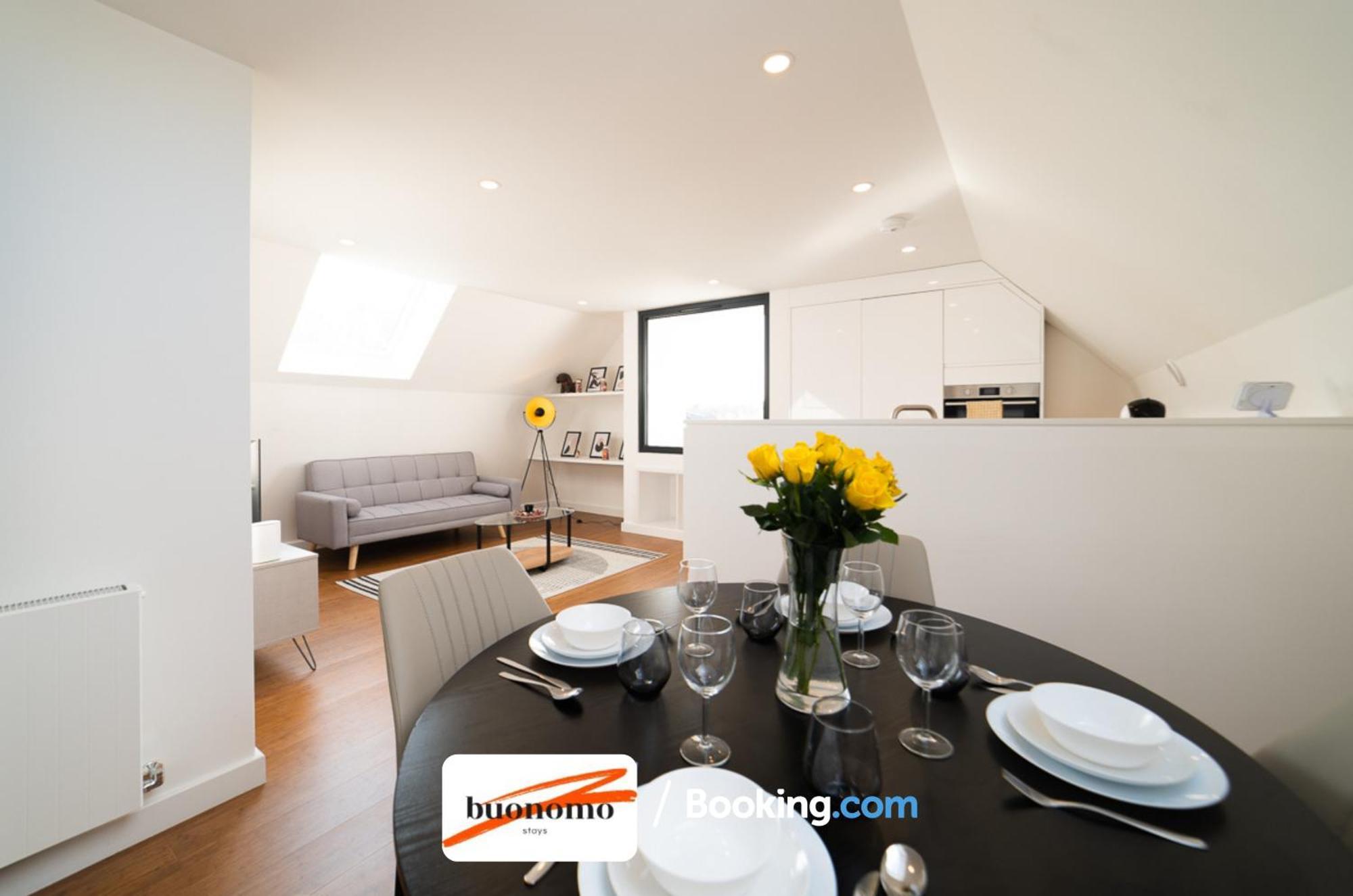 Two Bedroom Apartment At Buonomo Stays Short Lets & Serviced Accommodation London Eksteriør billede
