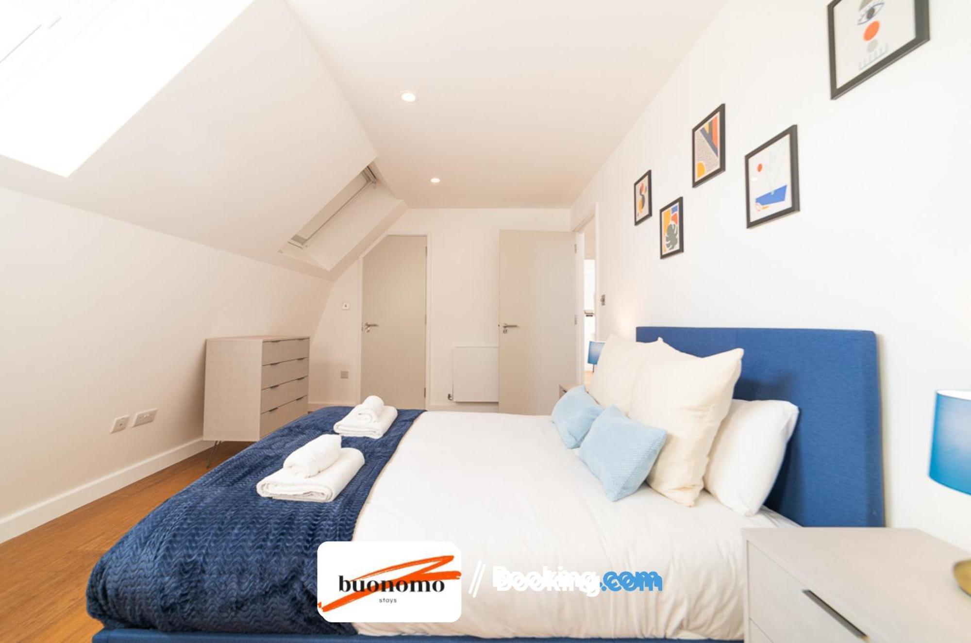 Two Bedroom Apartment At Buonomo Stays Short Lets & Serviced Accommodation London Eksteriør billede