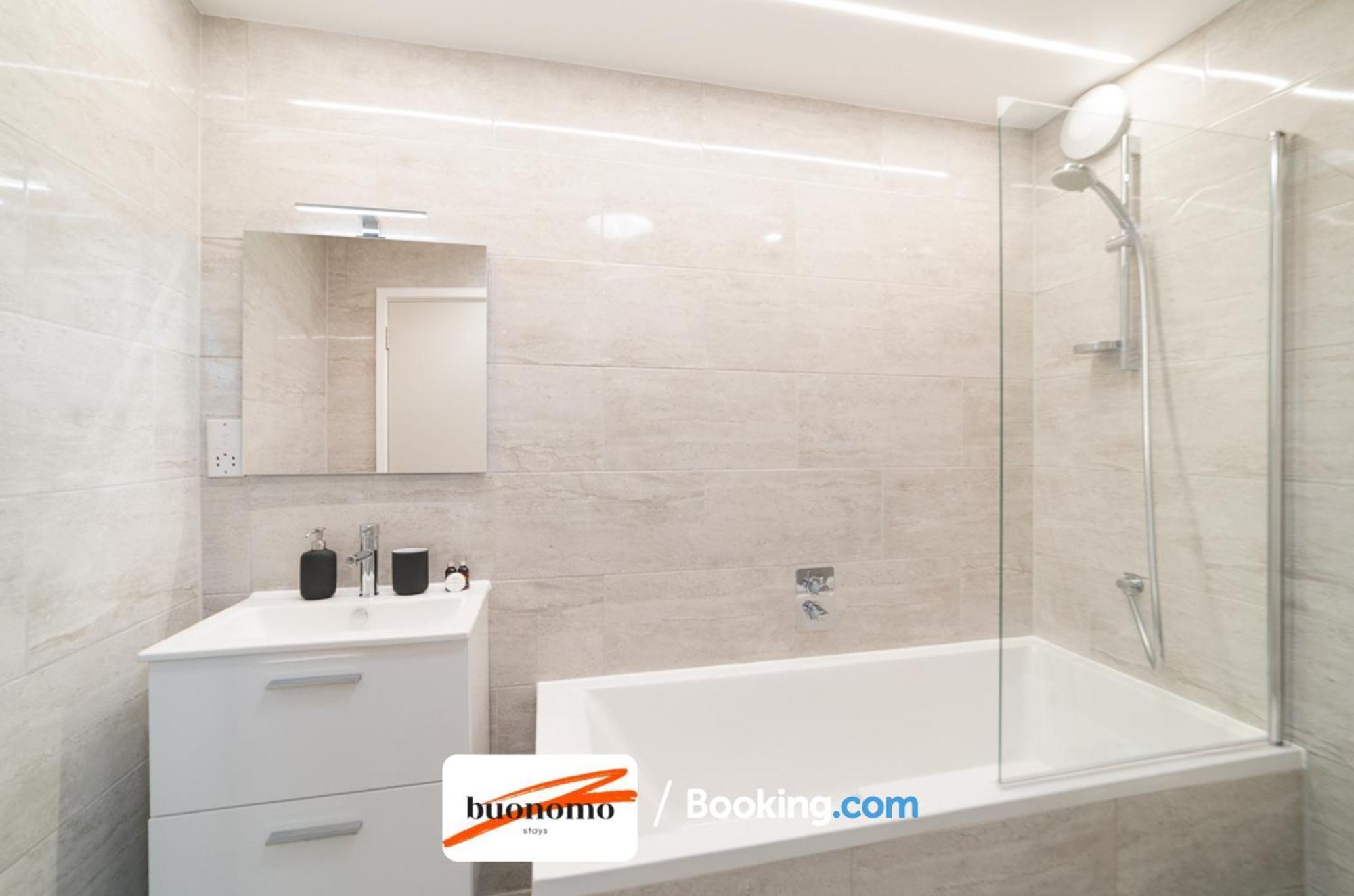 Two Bedroom Apartment At Buonomo Stays Short Lets & Serviced Accommodation London Eksteriør billede